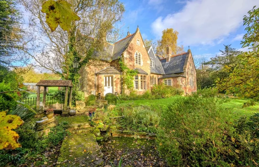Country House with 7 bedrooms and 3 buildings - Image 1