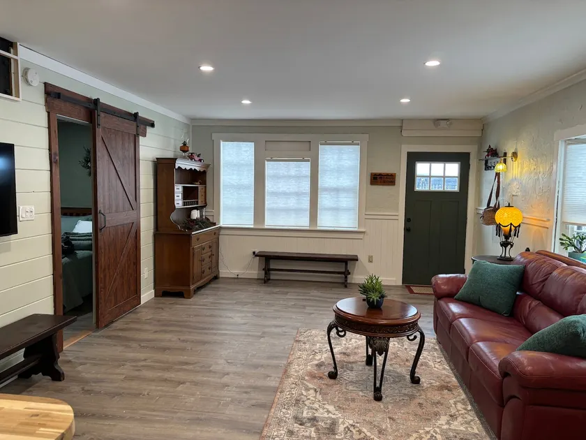 Spaces apartment white mountain - Image 1