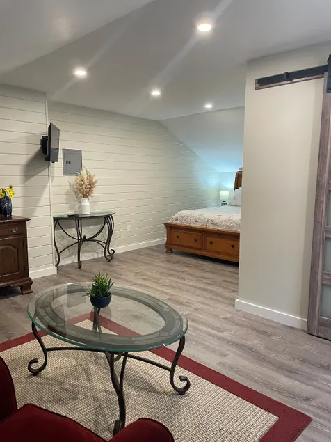 Beautiful private en suite in Thornton - Image 1