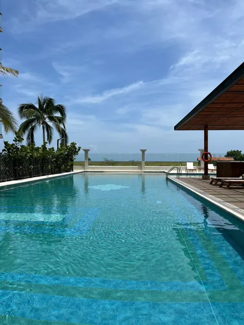 Exceptional Suite I Beach I Stellar I Fast WiFi - Image 1