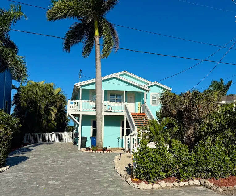 Quaint Matlacha Island Cottage - Image 1
