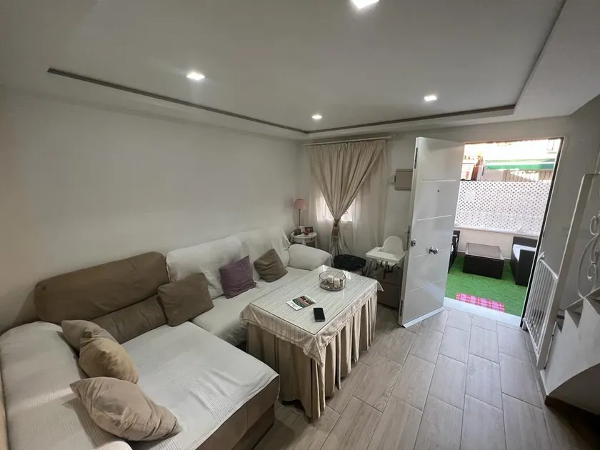 Downtown/beach duplex. - Image 1