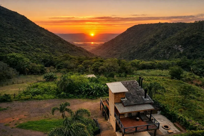 Portal das Montanhas House Spa House - Alto do Morro - Image 1