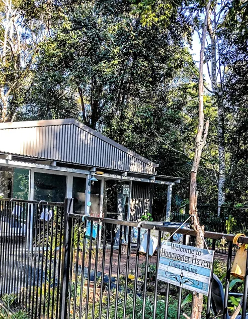 Honeyeater Haven Garden Studio - Image 1