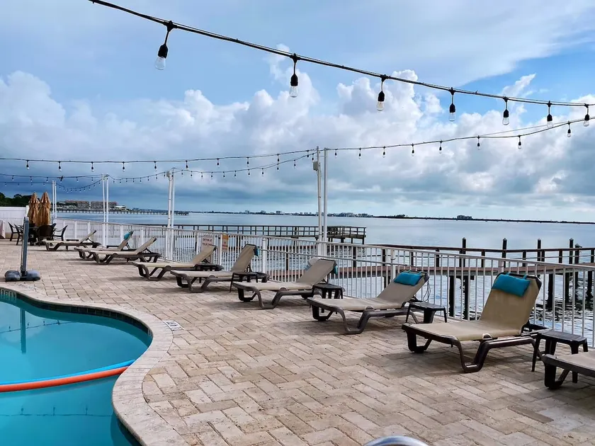 Condo in Waterfront Resort - Clearwater Beaches & Honeymoon Island, Free Bikes - Image 1
