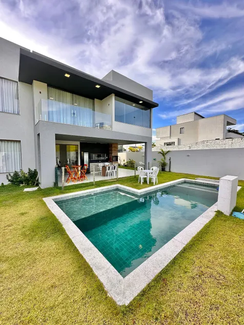 Excellent house for the season - Image 1
