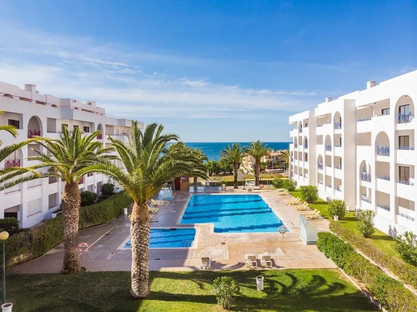 Quinta das Palmeiras Pool & Beach in Pera - Image 1