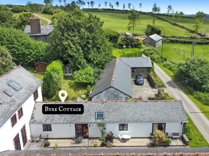 Byre Cottage, Dulverton - Image 1