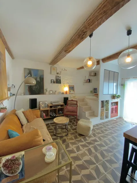 Very nice apartment created in a 70s style. - Image 1
