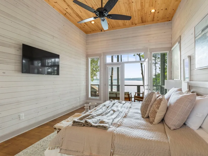 Rod’s Place at Lake Martin! - Image 1