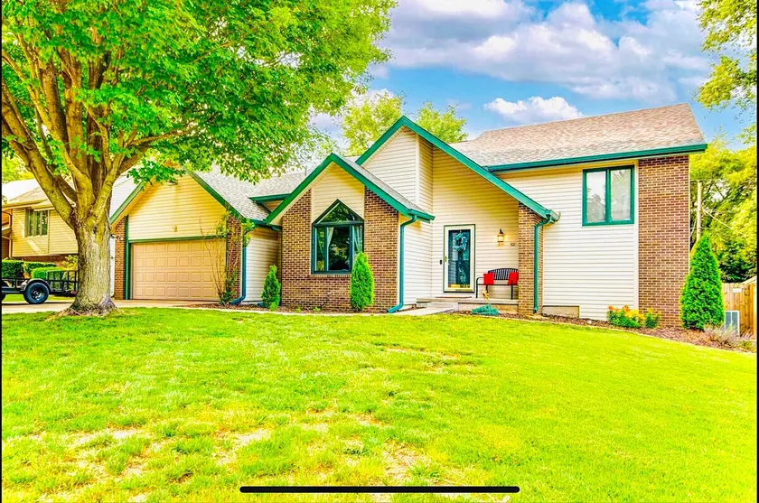 Majestic Perfection ~ New Listing ~ Your Home - Image 1