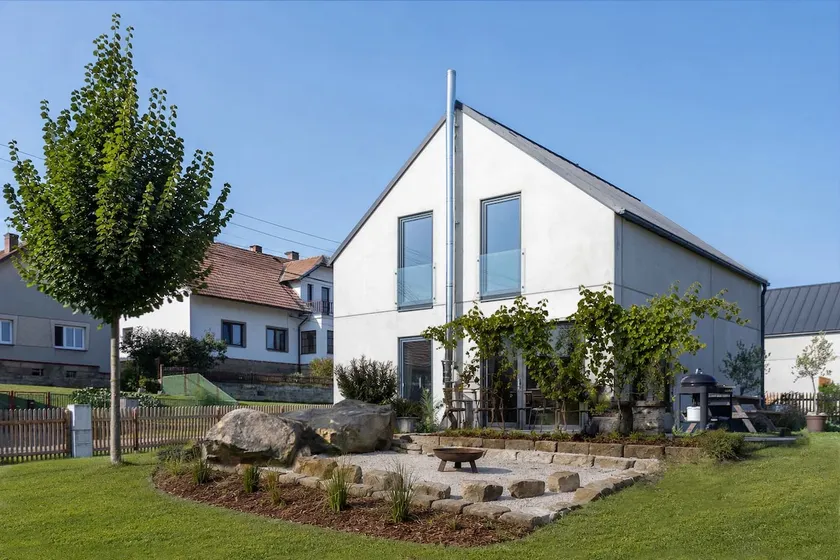House in paradise - Image 1