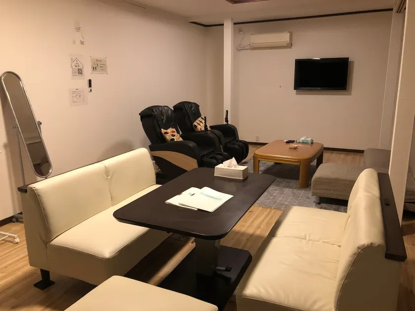 Traditional Japanese house / modern renovated interior / entire house rental, private lodging, South Wines - Image 1
