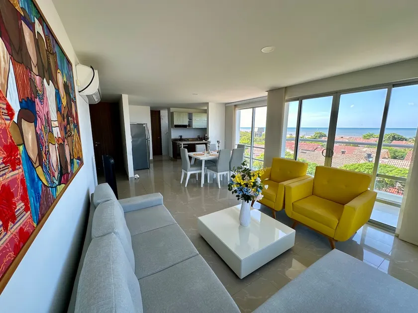 Exceptional apartment with pool steps from the sea - Image 1