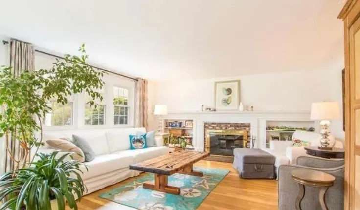 Cozy ranch with private neighborhood beach - Image 1