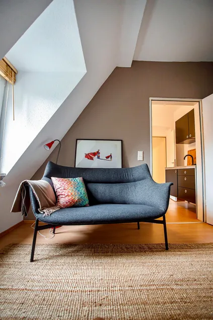 Cozy backyard jewel in a central location - Image 1