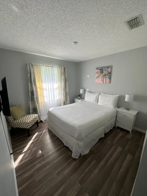 Summer Studio at Kissimmee - Image 1