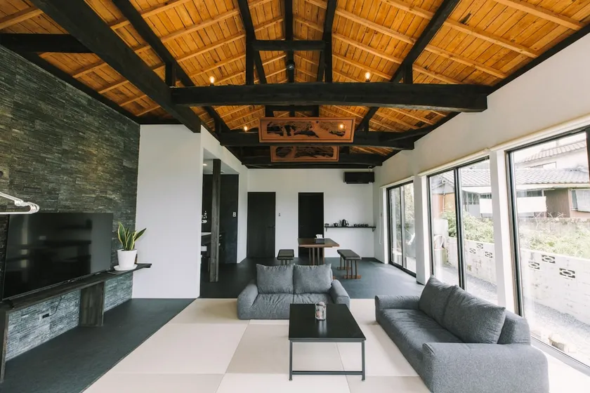 [Entire house for rent with sauna | MUNI Sakurajima | Maximum 6 people] Fully equipped with an outdoor hot spring bath and BBQ is also possible! - Image 1