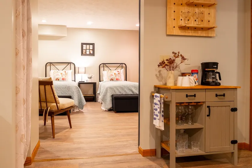 Cozy 4BR Winter Retreat Near Grand Rapids - Image 1