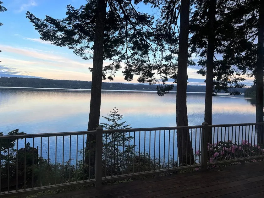 Hood Canal Haven: Beach, Forrest, Oh My - Image 1