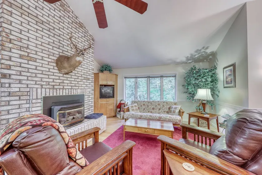 3 BR condo with amazing views- near skiing - Image 1
