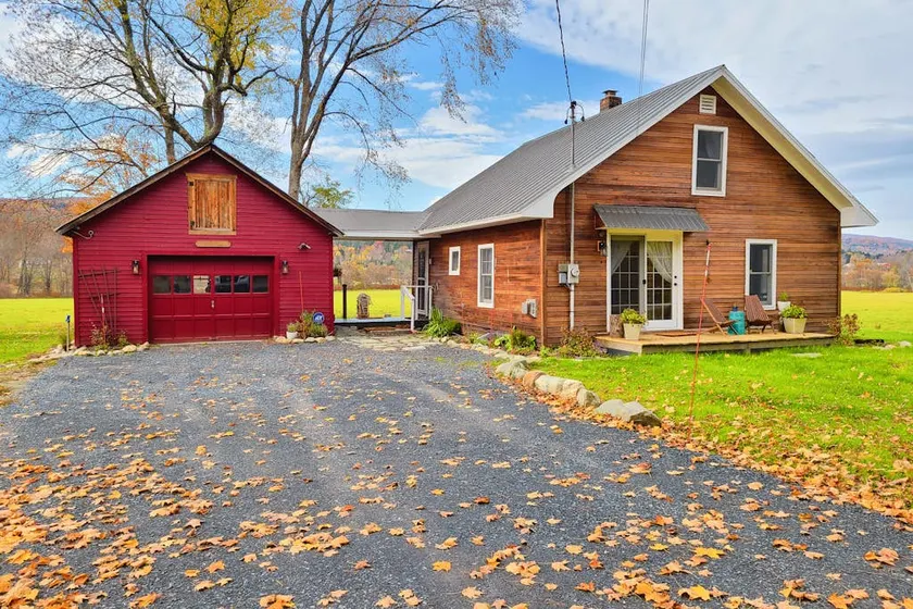 Historic Valley View with EV charger and Game Room - Image 1