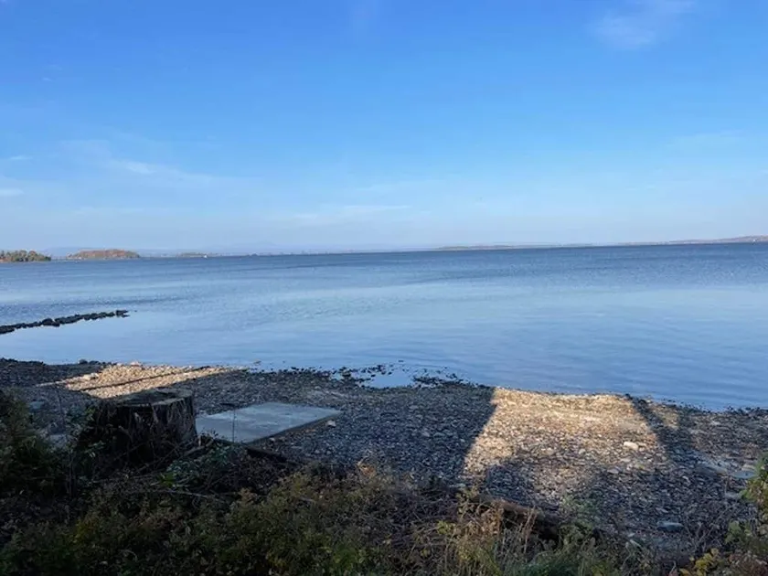 3BR Lakefront | Dog Friendly | Fireplace | Grill - Image 1