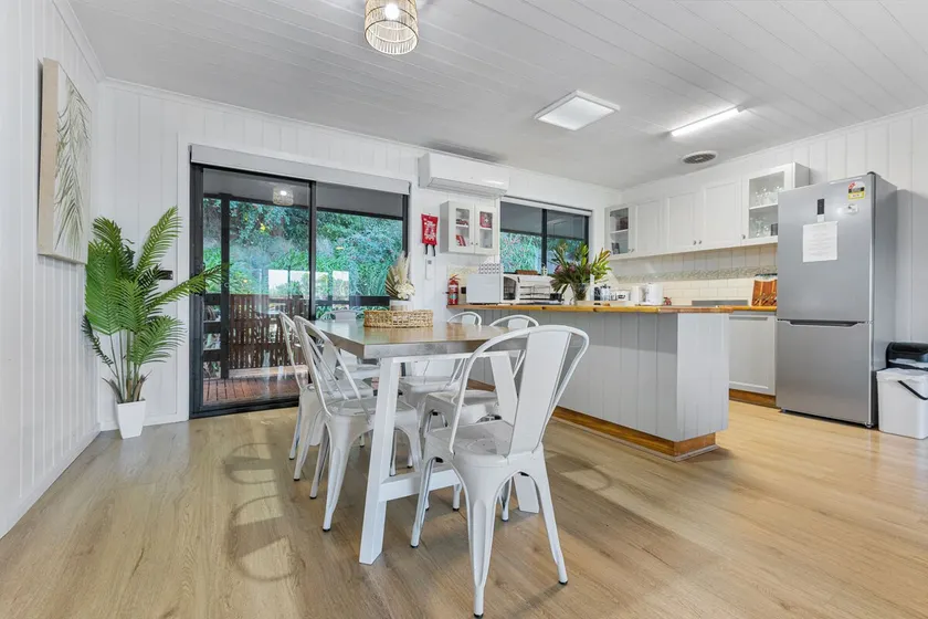 Robin Wood - 3BR, Pet-Friendly, Near Beach & Golf - Image 1