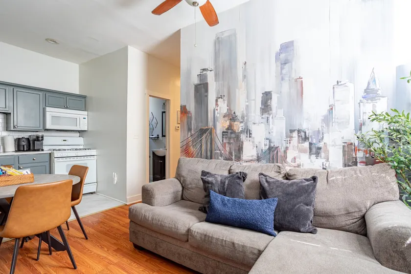 Charming 2BR-1BA-6 Beds | NYC | MetLife 15 min - Image 1