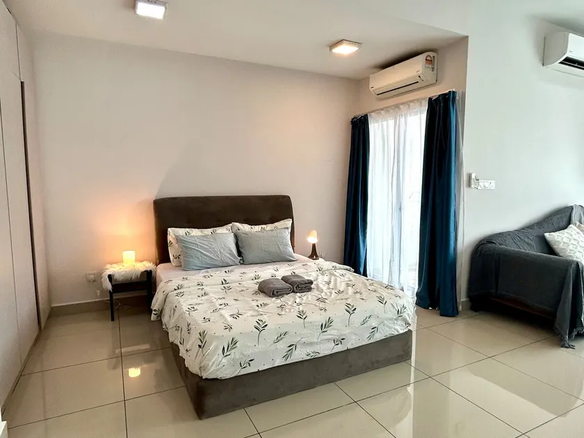 Biz Studio near Oasis Corporate Park H2O Medalla CittaMall Subang Airport - Image 1