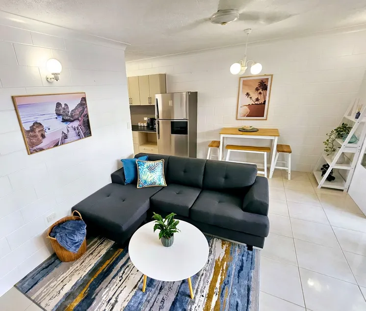 Bakers Sea Breeze Escape - Image 1