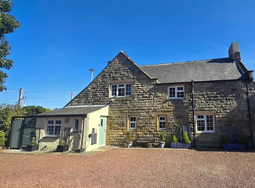 Ulgham Grange Holiday Cottage, Northumberland - Image 1