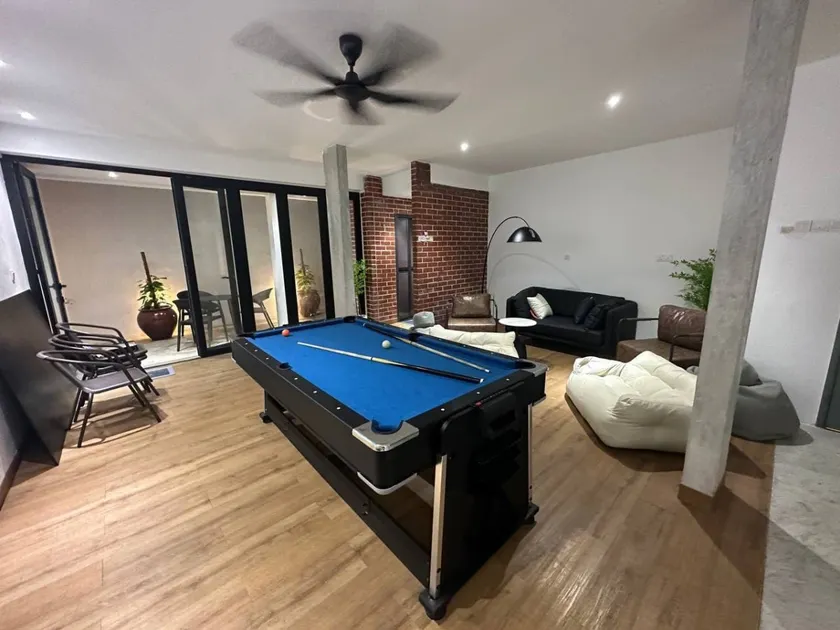 Nara's Luxury Villa#pooltable#karaoke#partyhouse - Image 1