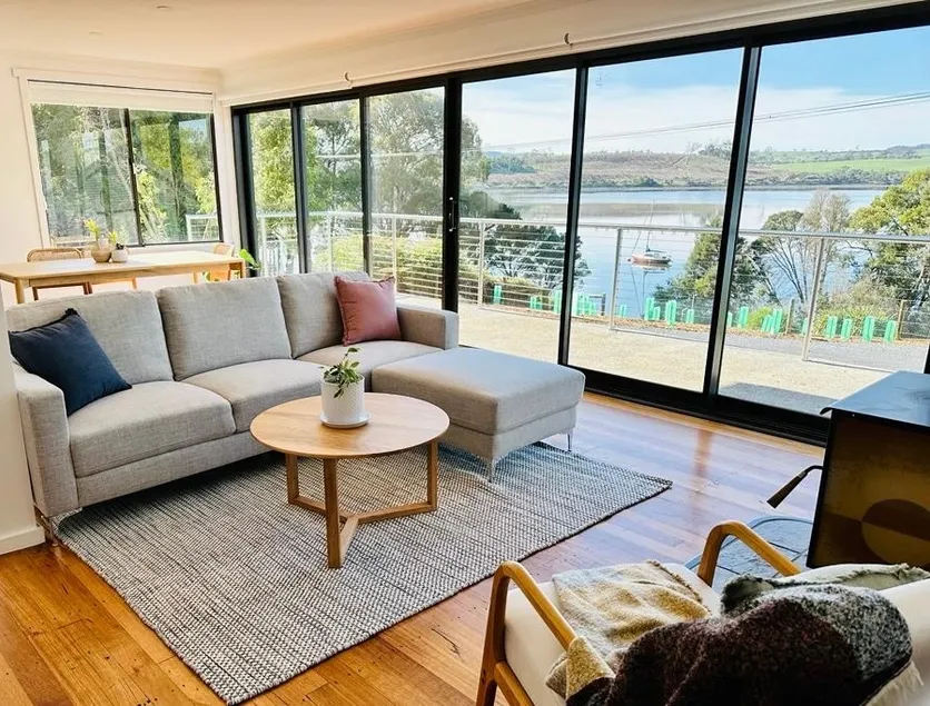 Waterview Retreat - Image 1