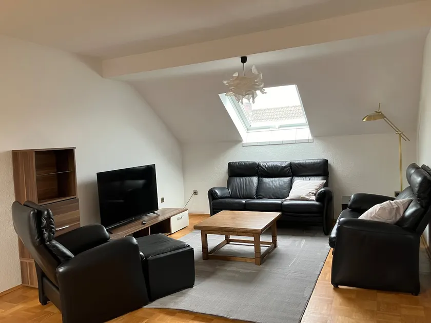 Cozy attic apartment - Image 1