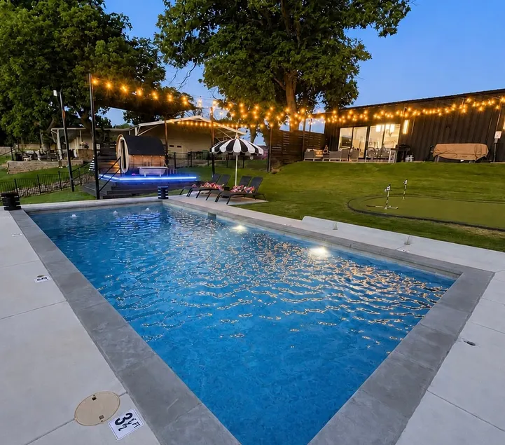 Lakefront · Pool · Sauna · Hot Tub · Sleeps 14 - Image 1