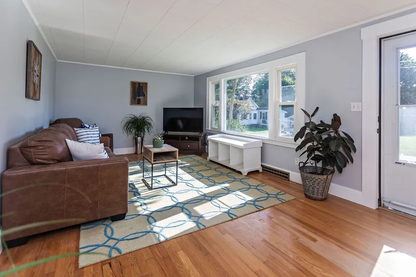 Entire Ideally Located Private Cape Elizabeth Home - Image 1