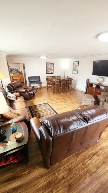 Spacious 4BR/2.5BA - Family & Contractor Friendly! - Image 1