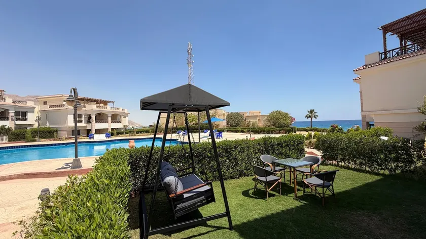 Beach Villa 5 bed 4 bath. - Image 1