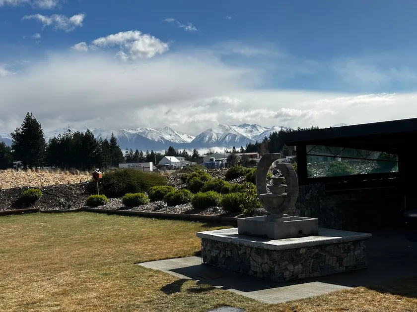 Twizel Retreats - LH Retreat - Image 1