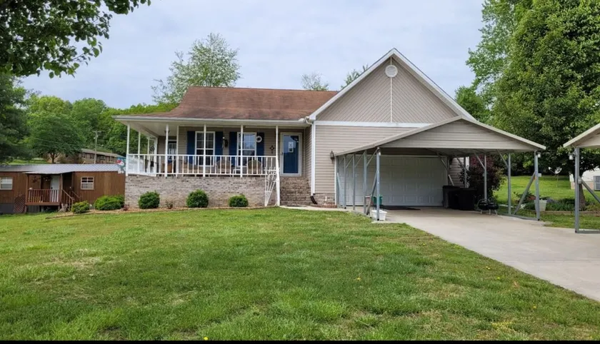 Timberhill Home-Walk to the Lake! - Image 1