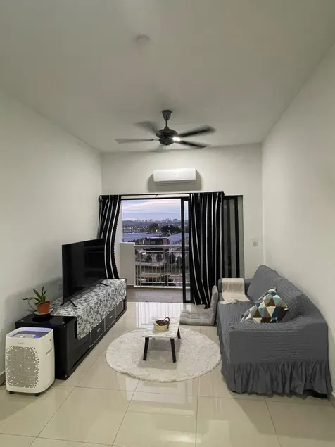 Modern Best Value Fully Equipped Stay near KLIA - Image 1