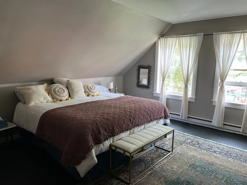 Country Farm Cottage - Image 1