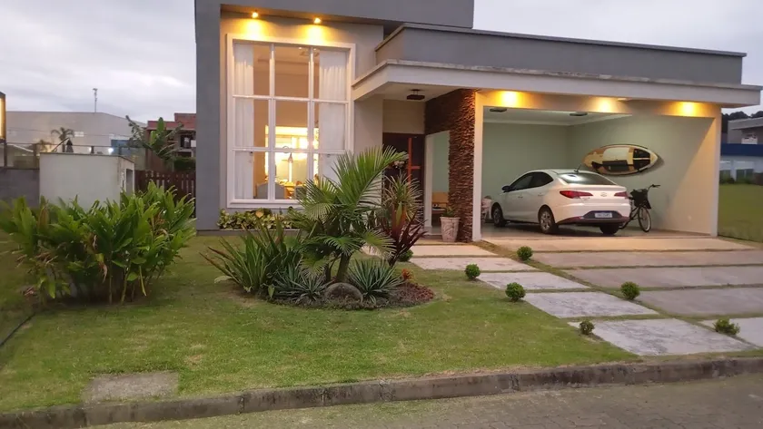 House in a high-end gated community - Image 1