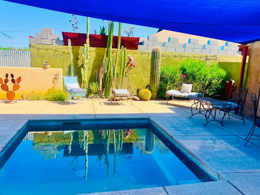 Dunbar Spring Vintage Retreat w/ private spa/pool - Image 1