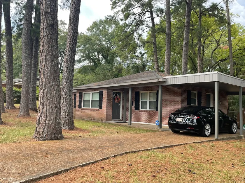 Whispering Pines Retreat - Image 1