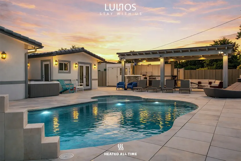 Beauty Miami House w/ Pool Table & Heated Pool_Spa - Image 1