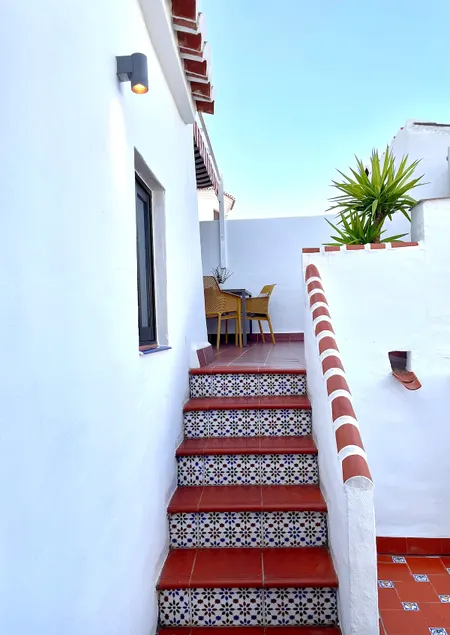 Cosy Andalusian Home + Roof Terrace in Town Centre - Image 1