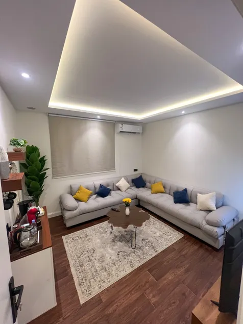 Apartment with a hall and a bedroom, self check-in - Image 1