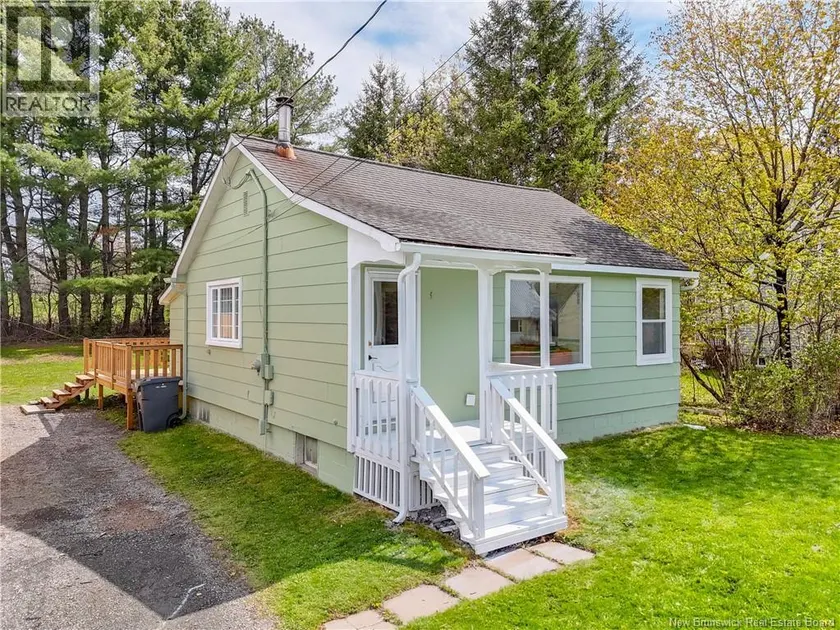 Simple Northside Charm! - Image 1